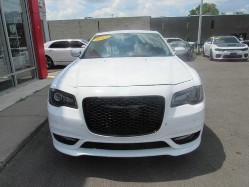 White 2020 Chrysler 300 Touring