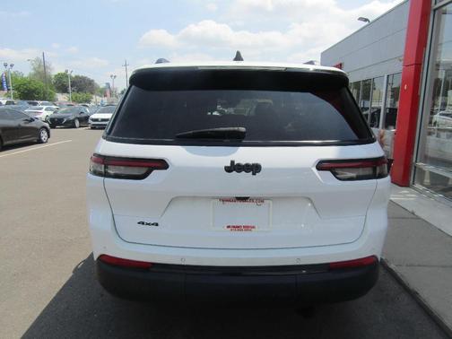 White 2023 Jeep Grand Cherokee L Laredo