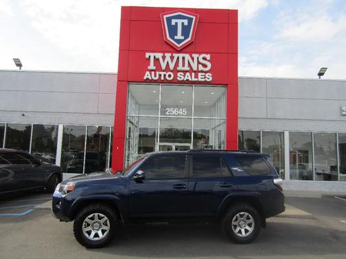 Blue 2019 Toyota 4Runner Sport