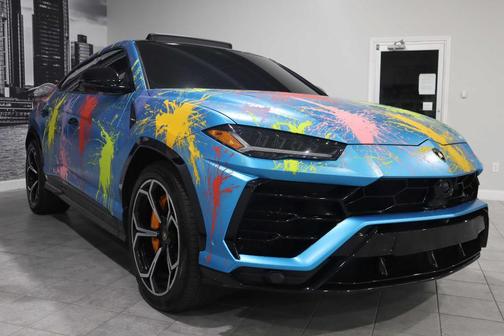 2019 Lamborghini Urus Base