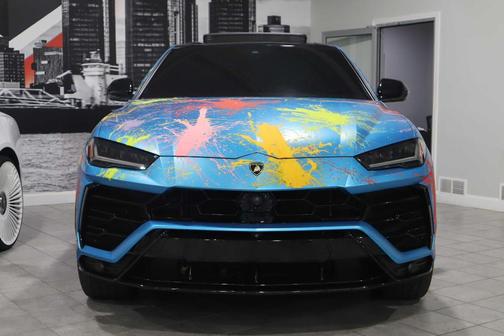 2019 Lamborghini Urus Base