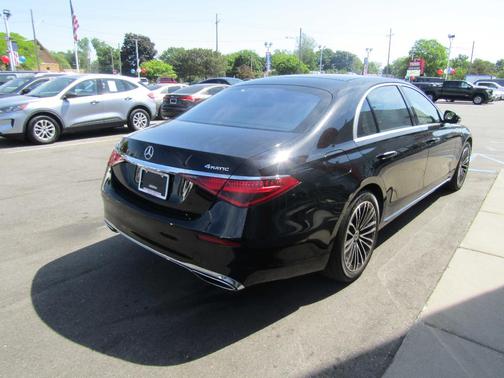 Black 2024 Mercedes-Benz S-Class S 580 4MATIC