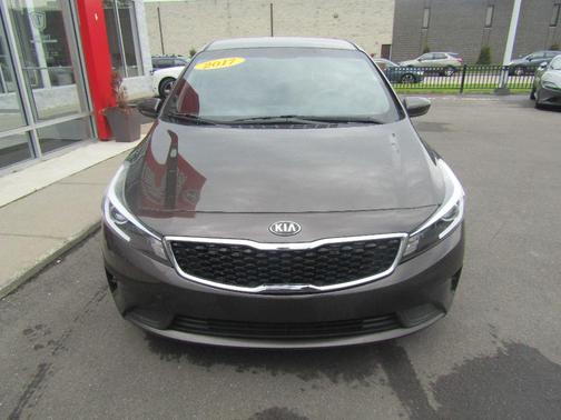 Brown 2017 Kia Forte LX