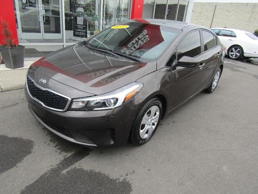 Brown 2017 Kia Forte LX