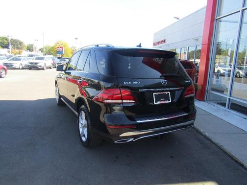 2018 Mercedes-Benz GLE 350 Base 4MATIC