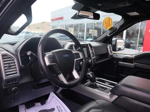 2017 Ford F-150 Platinum