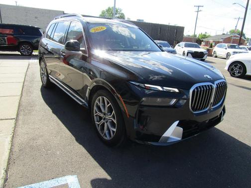 Black 2026 BMW X7 xDrive40i
