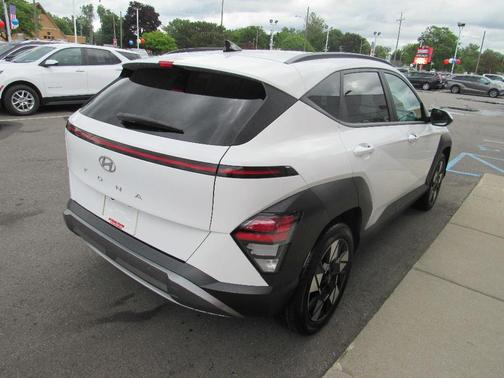 White 2025 Hyundai KONA SEL