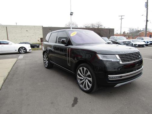 2023 Land Rover Range Rover Autobiography