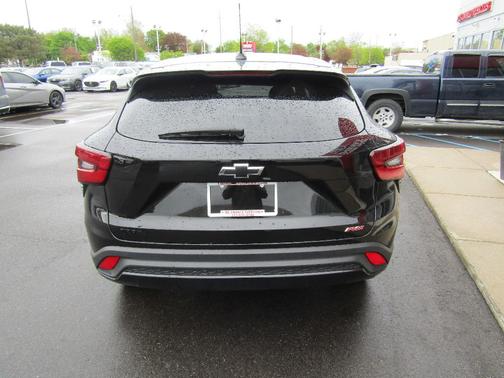 Black 2025 Chevrolet Trax 1RS