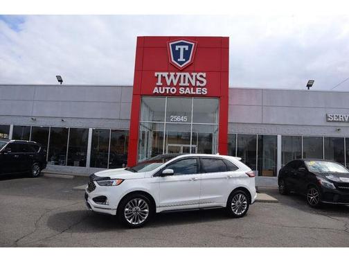 2020 Ford Edge Titanium