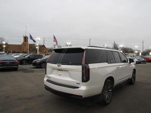 2021 Cadillac Escalade ESV Sport