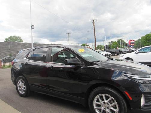 Black 2023 Chevrolet Equinox 2LT