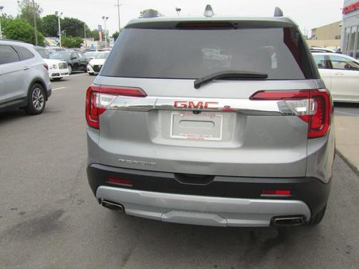 Gray 2023 GMC Acadia SLT