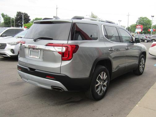 Gray 2023 GMC Acadia SLT