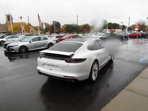 2020 Porsche Panamera 4S