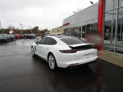 2020 Porsche Panamera 4S