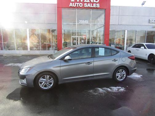 2019 Hyundai ELANTRA SEL