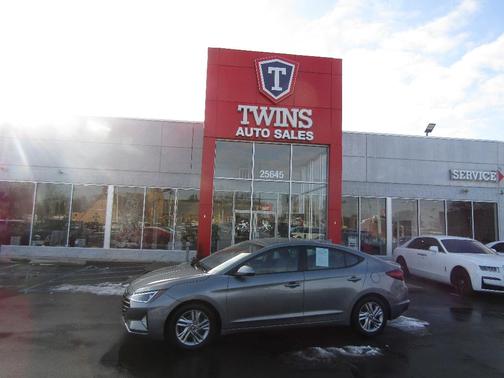 2019 Hyundai ELANTRA SEL