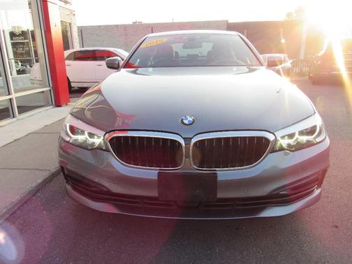 Blue 2019 BMW 530 i xDrive