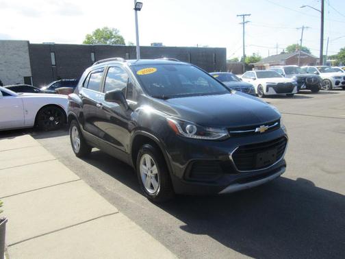 Gray 2020 Chevrolet Trax LT