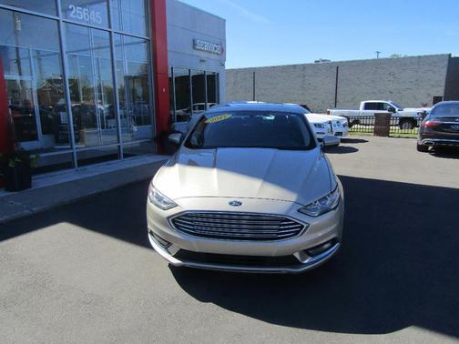 2017 Ford Fusion Hybrid SE