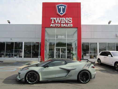 Green 2024 Chevrolet Corvette Z06