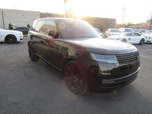Santorini Black 2025 Land Rover Range Rover P400 SE