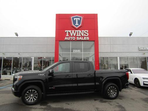 2021 GMC Sierra 1500 AT4