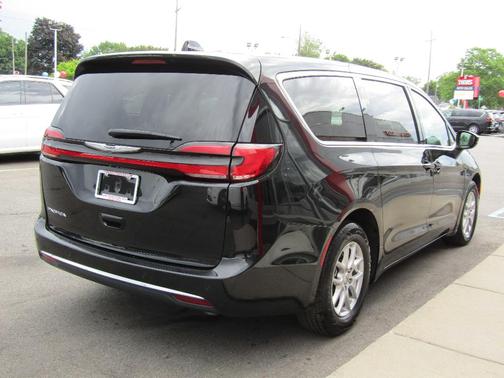 Black 2023 Chrysler Pacifica Touring-L