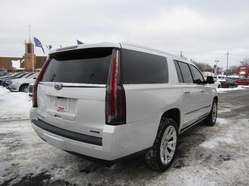 2019 Cadillac Escalade ESV Premium Luxury
