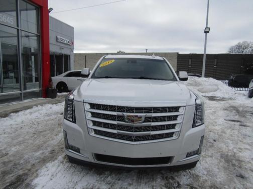 2019 Cadillac Escalade ESV Premium Luxury