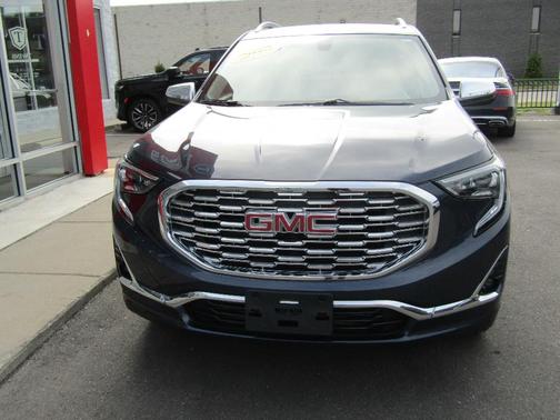 Blue 2019 GMC Terrain Denali