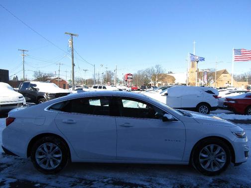 2025 Chevrolet Malibu LT