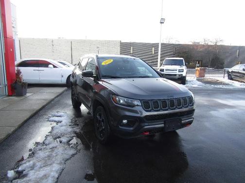 2023 Jeep Compass Trailhawk