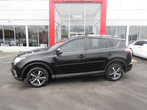 2017 Toyota RAV4 XLE
