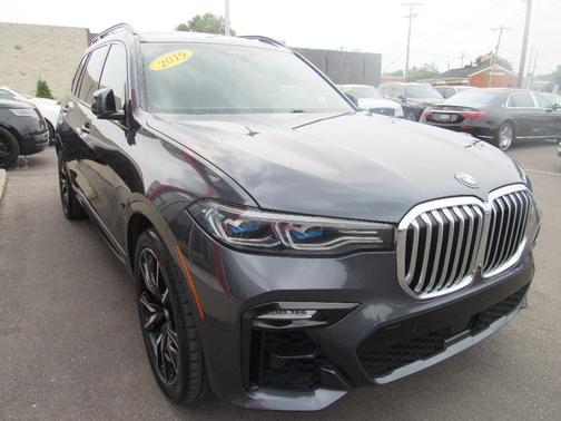 Gray 2019 BMW X7 xDrive50i