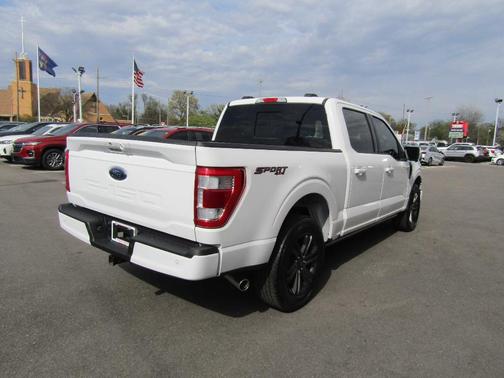 White 2023 Ford F-150 Lariat