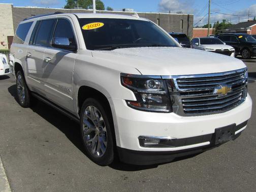 White 2020 Chevrolet Suburban Premier