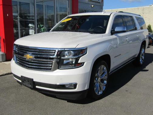 White 2020 Chevrolet Suburban Premier