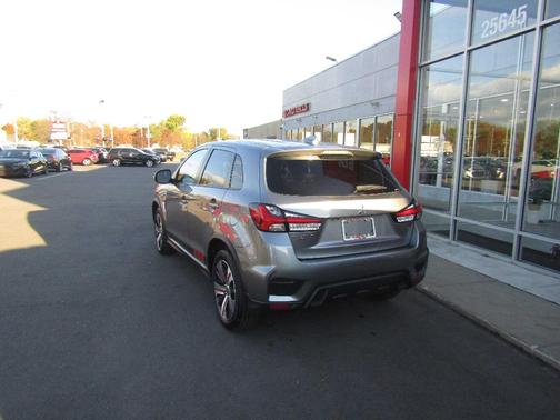 2023 Mitsubishi Outlander Sport SE