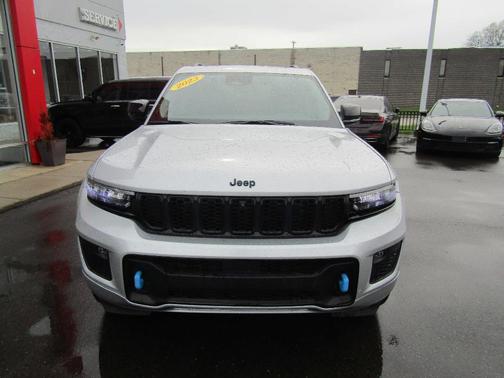 2023 Jeep Grand Cherokee 4xe Base