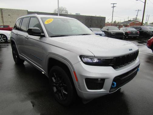 2023 Jeep Grand Cherokee 4xe Base