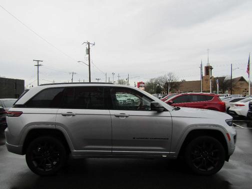 2023 Jeep Grand Cherokee 4xe Base