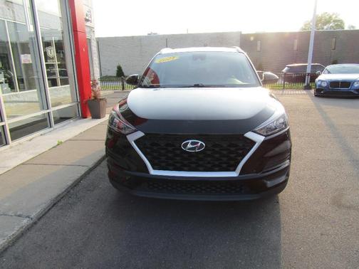 Black 2021 Hyundai TUCSON Value