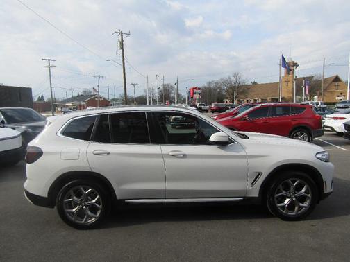 White 2022 BMW X3 xDrive30i