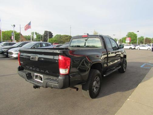 Black 2017 Toyota Tacoma SR