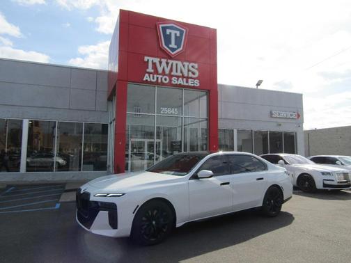 2024 BMW 740 i xDrive