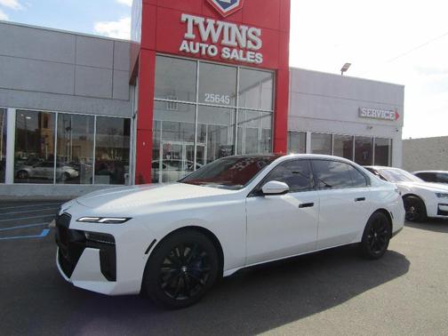 2024 BMW 740 i xDrive