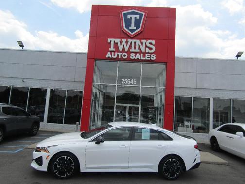 White 2022 Kia K5 GT-Line